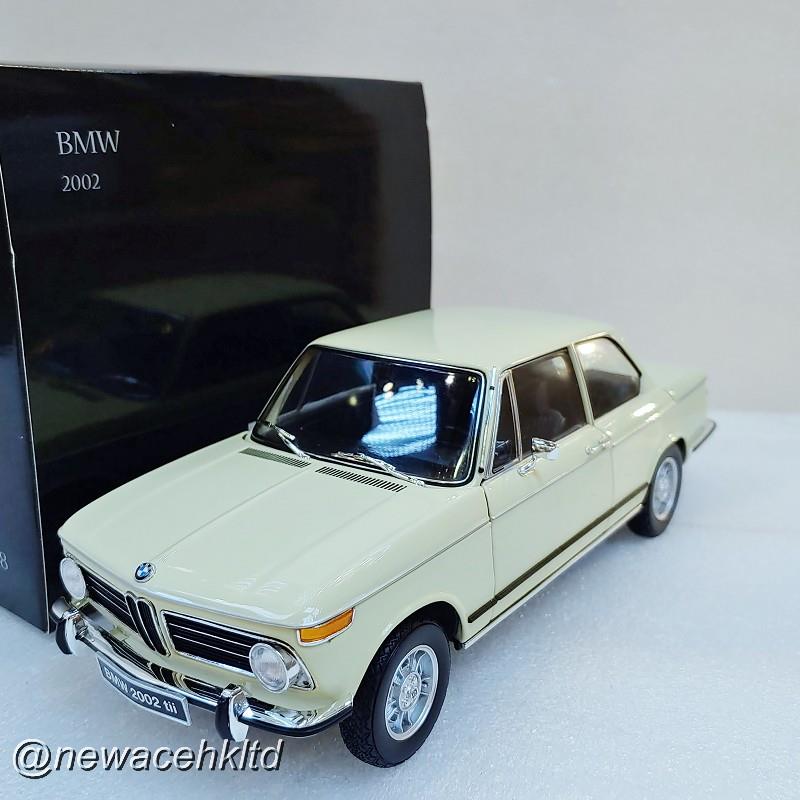 1/18 Kyosho BMW 2002 tii - Beige [08543ML]