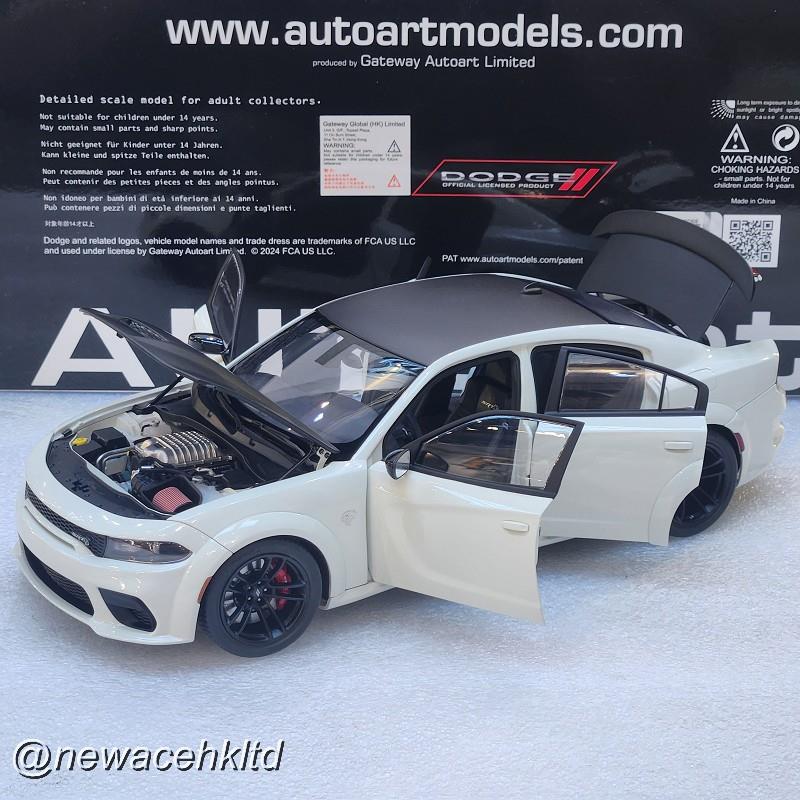 DODGE CHARGER SRT HELLCAT REDEYE JAILBREAK (KNUCKLE WHITE) # AUTOart 1/18 detail