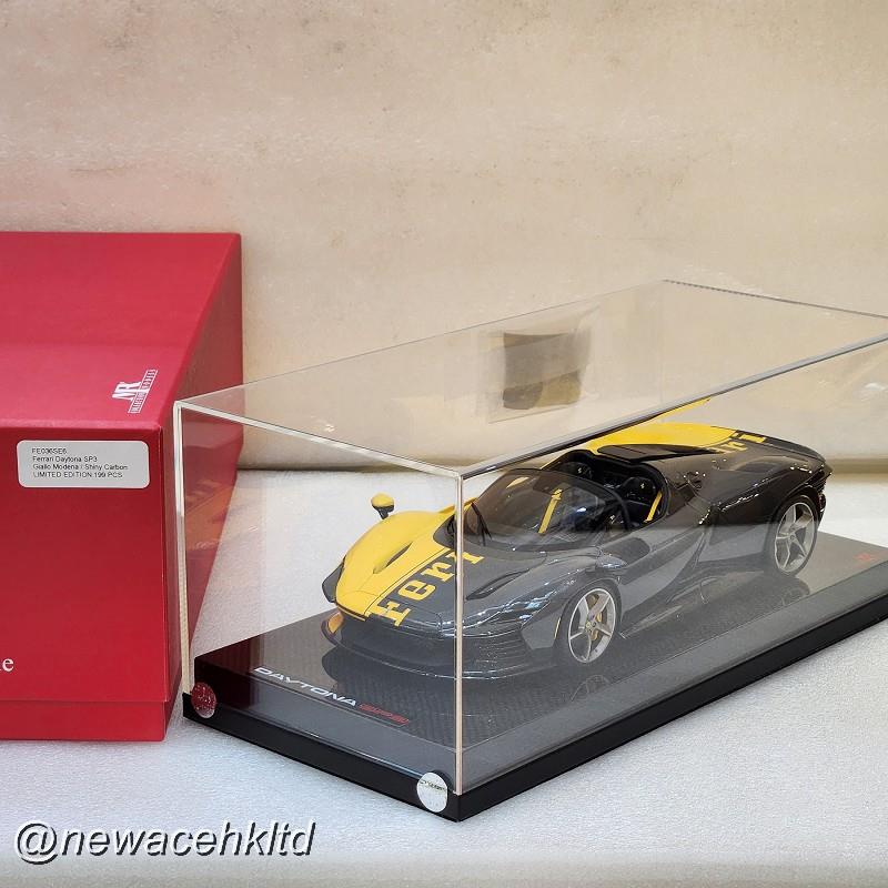 1/18 MR Collection Ferrari Daytona SP3 - Giallo Modena / Shiny Carbon [FE036SE6]